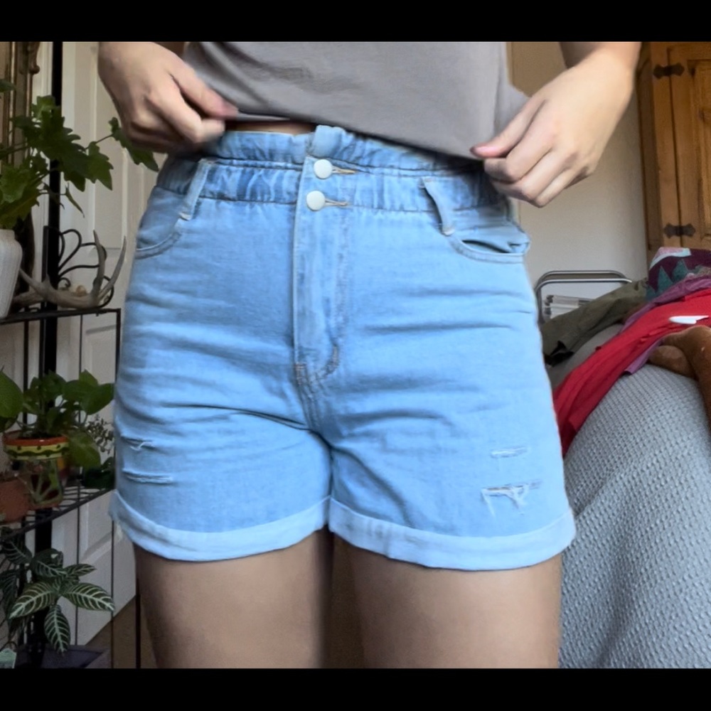 High waisted paper-bag style denim shorts
